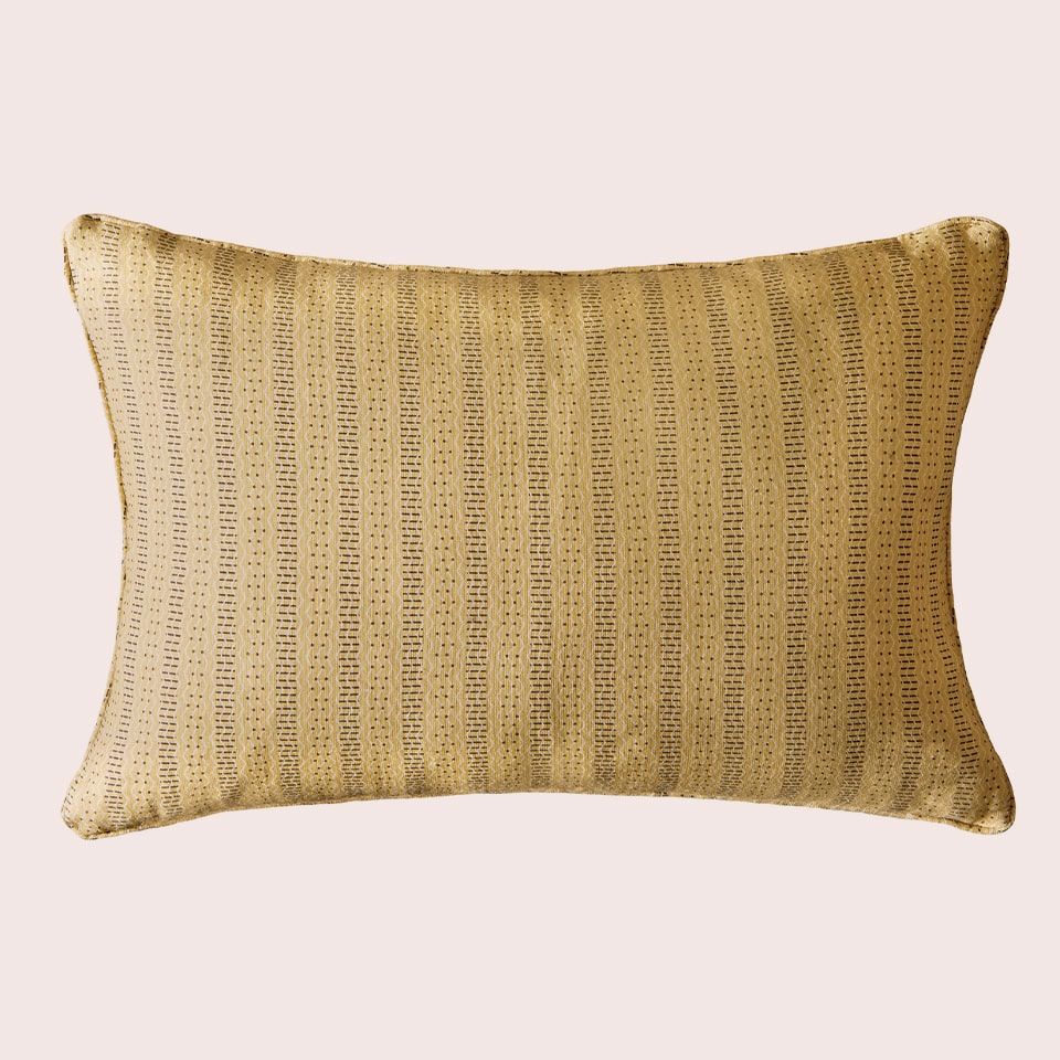 Rectangular cushion in Bourne Straw